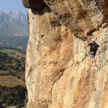 Casa Chuchi * Ampuero