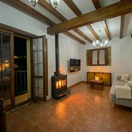 Casa Chuchi بيت للعطل